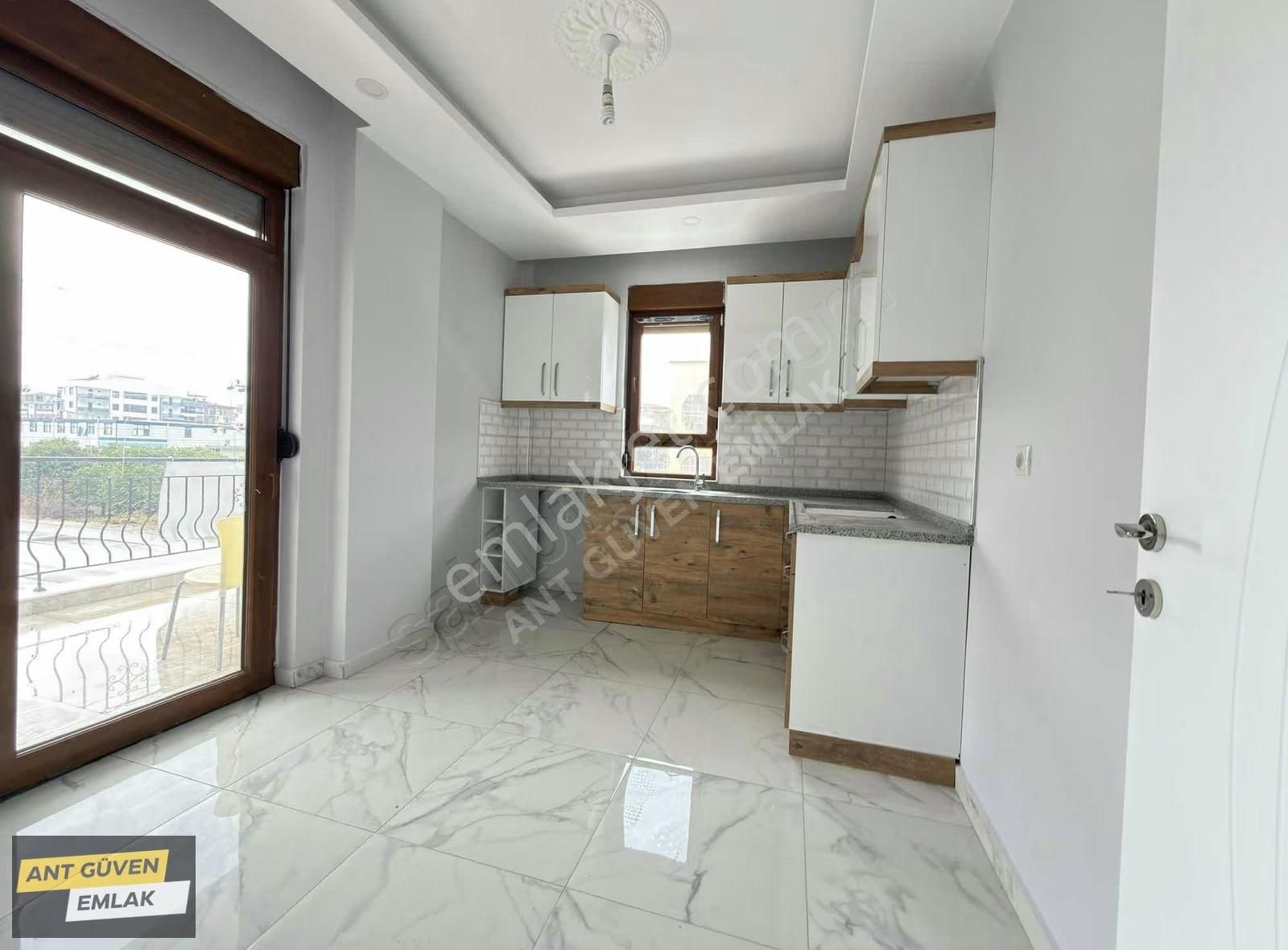 Katta Tek Daire Üzerine Köşe Başı 3+1 Satılık Daire - Görsel 33