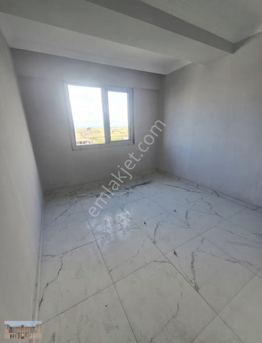 Satılık Yılmazda 2+1 95 M2 Zemin Isıtmalı Sıfır Ara Kat - Görsel 9