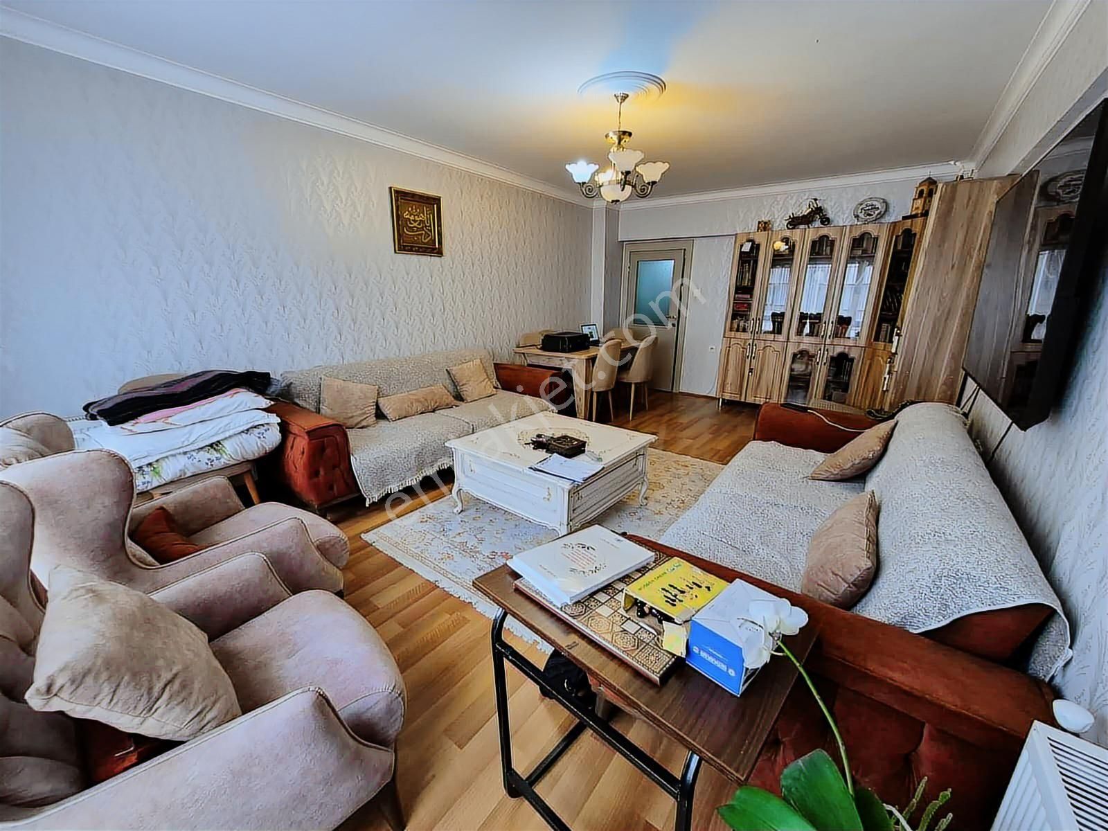 Kuşcağız Mah. Cadde Üzeri 4+1 + Kapalı Teras Dübleks - Görsel 14