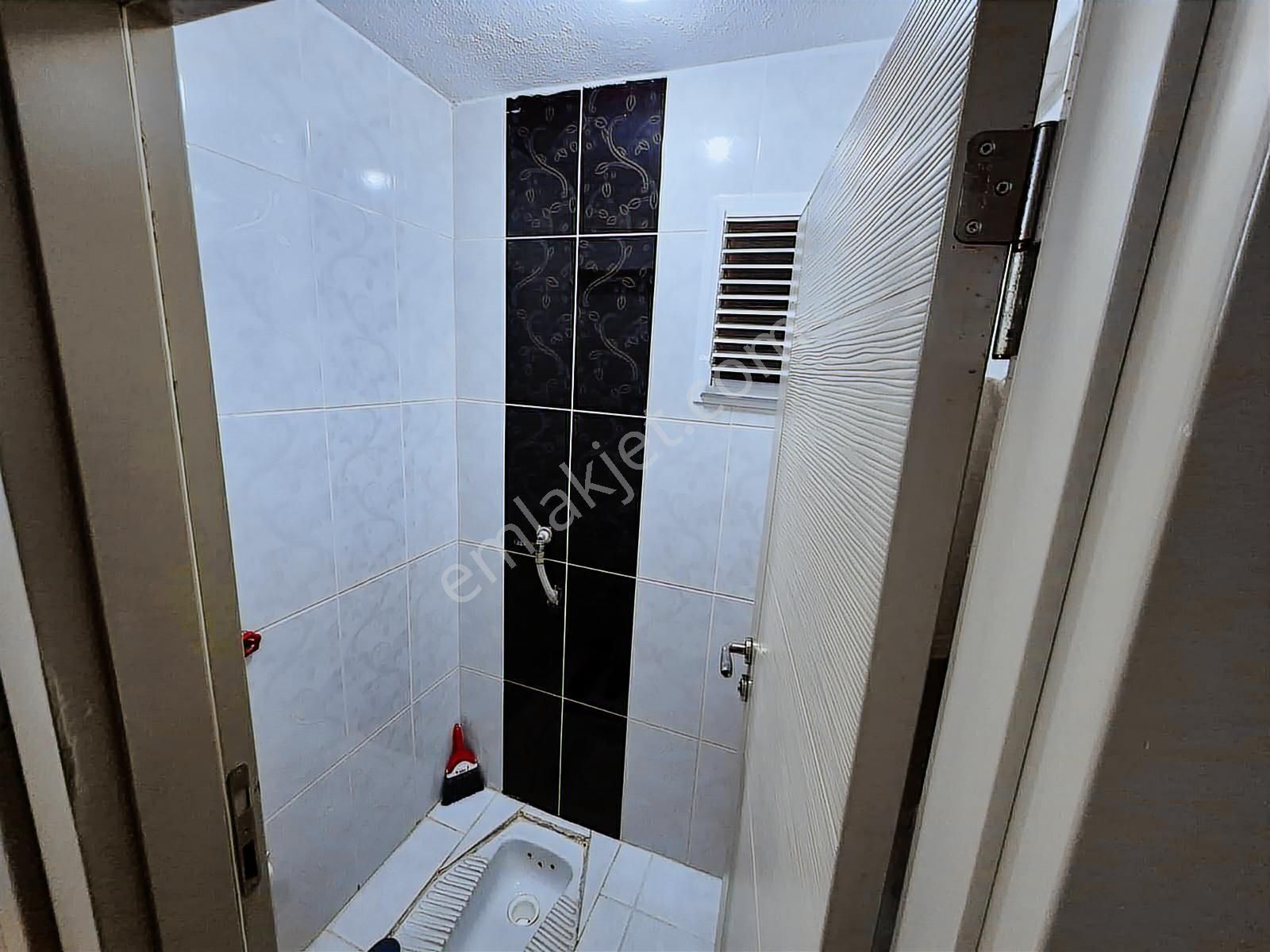 Kuşcağız Mah. Cadde Üzeri 4+1 + Kapalı Teras Dübleks - Görsel 22