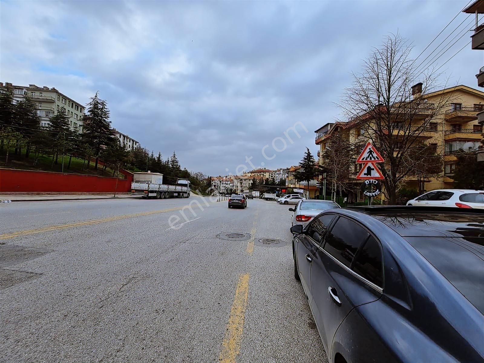 Kuşcağız Mah. Cadde Üzeri 4+1 + Kapalı Teras Dübleks - Görsel 17
