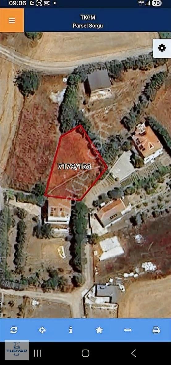 Turyap Alâ'dan Silivride Villâların Ortasında Acil Satılık Arsa