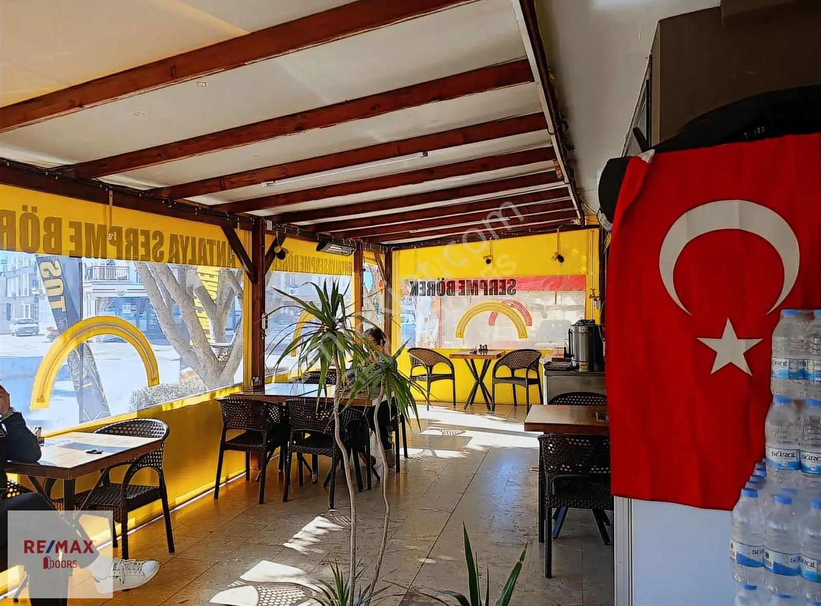 Kepez Kanal Mah. 12 Yıllık Yüksek Cirolu Tost Ve Börek Evi - Görsel 15