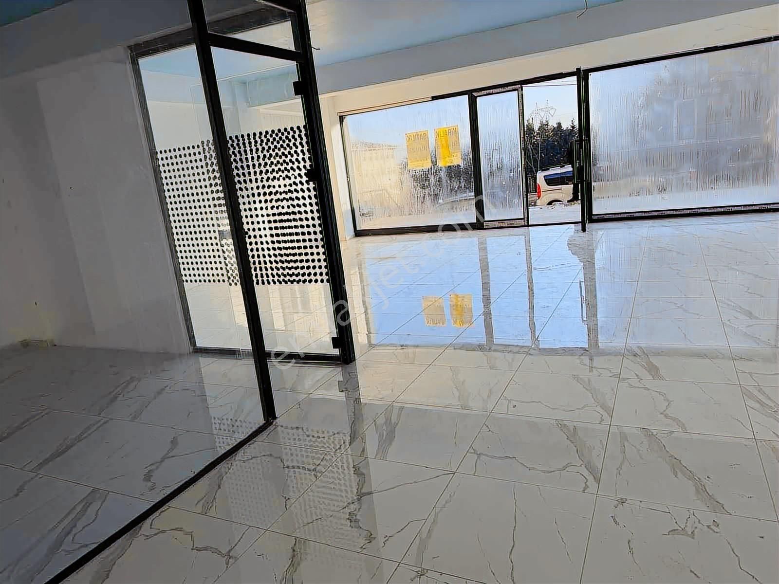 Devlet Hastanesinin Karşısında Depolu Dükkan - Görsel 2