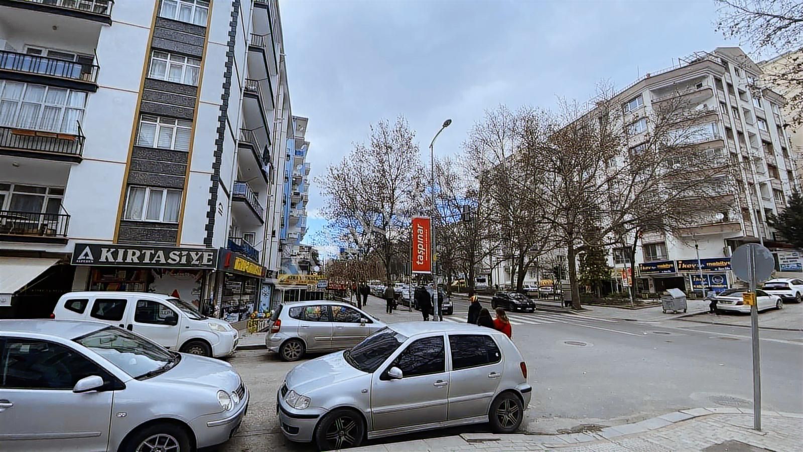 Arslan Emlaktan İskanlı Demet Metro,ya 5 Dk 2+1 Satılık - Görsel 7