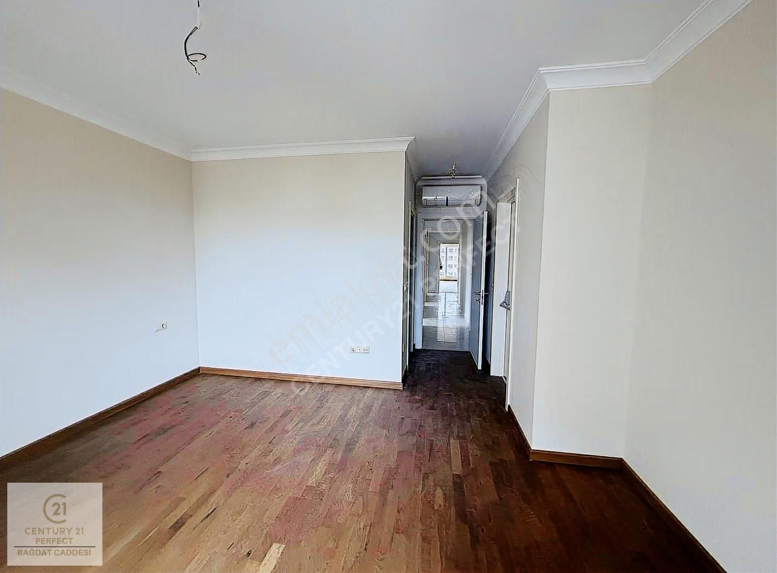 Suadiye'de Kiralık 3+1 Sıfır Daire Hiç Oturulmamış, Otoparklı - Görsel 23