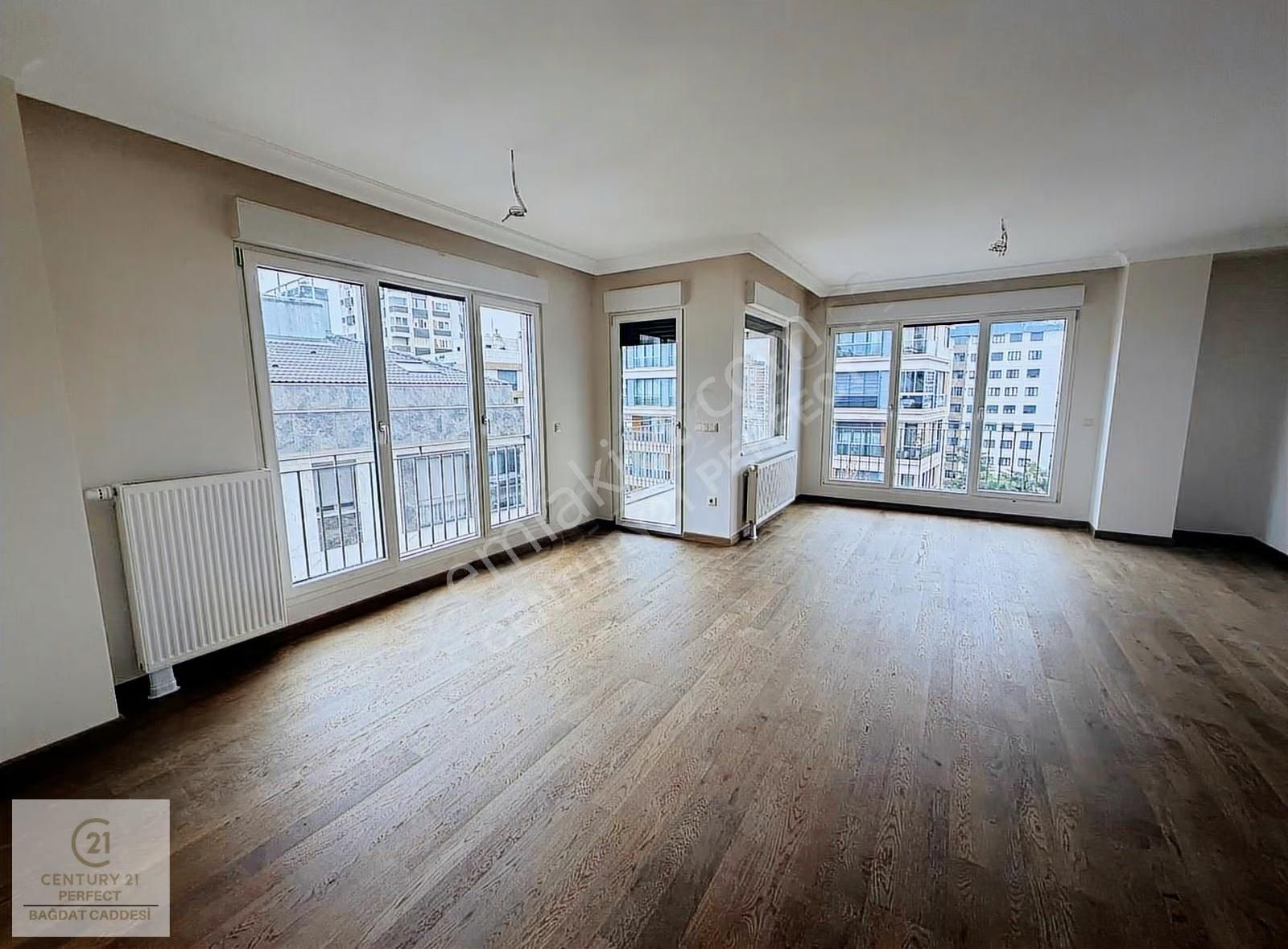 Suadiye'de Kiralık 3+1 Sıfır Daire Hiç Oturulmamış, Otoparklı - Görsel 21