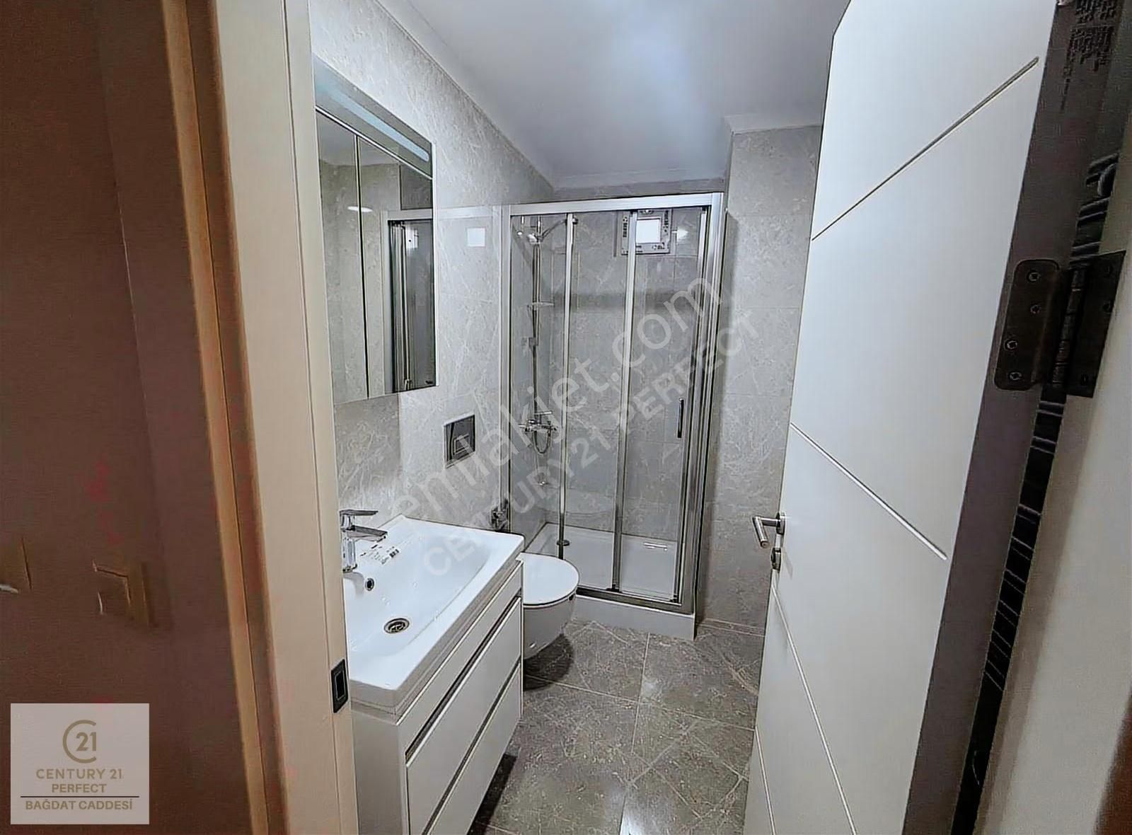Suadiye'de Kiralık 3+1 Sıfır Daire Hiç Oturulmamış, Otoparklı - Görsel 30
