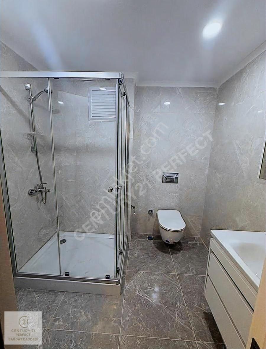 Suadiye'de Kiralık 3+1 Sıfır Daire Hiç Oturulmamış, Otoparklı - Görsel 28