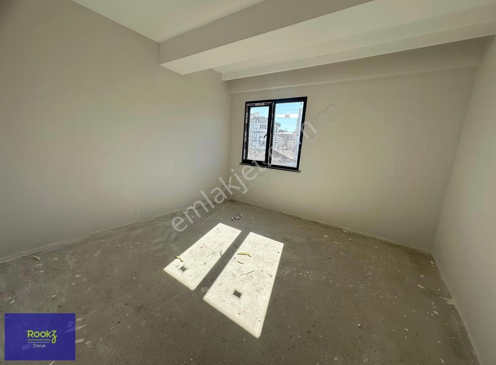 Sultanbeyli Orhangazi Cad. Kalbinde Sıfır Arakat Butik Site 2+1! - Görsel 2