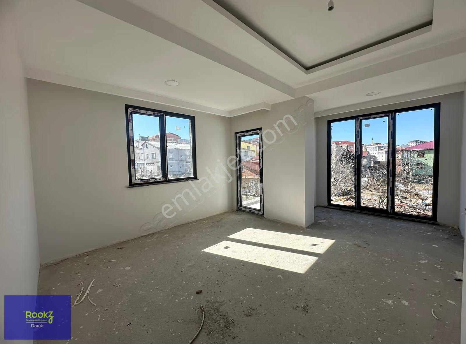 Sultanbeyli Orhangazi Cad. Kalbinde Sıfır Arakat Butik Site 2+1!