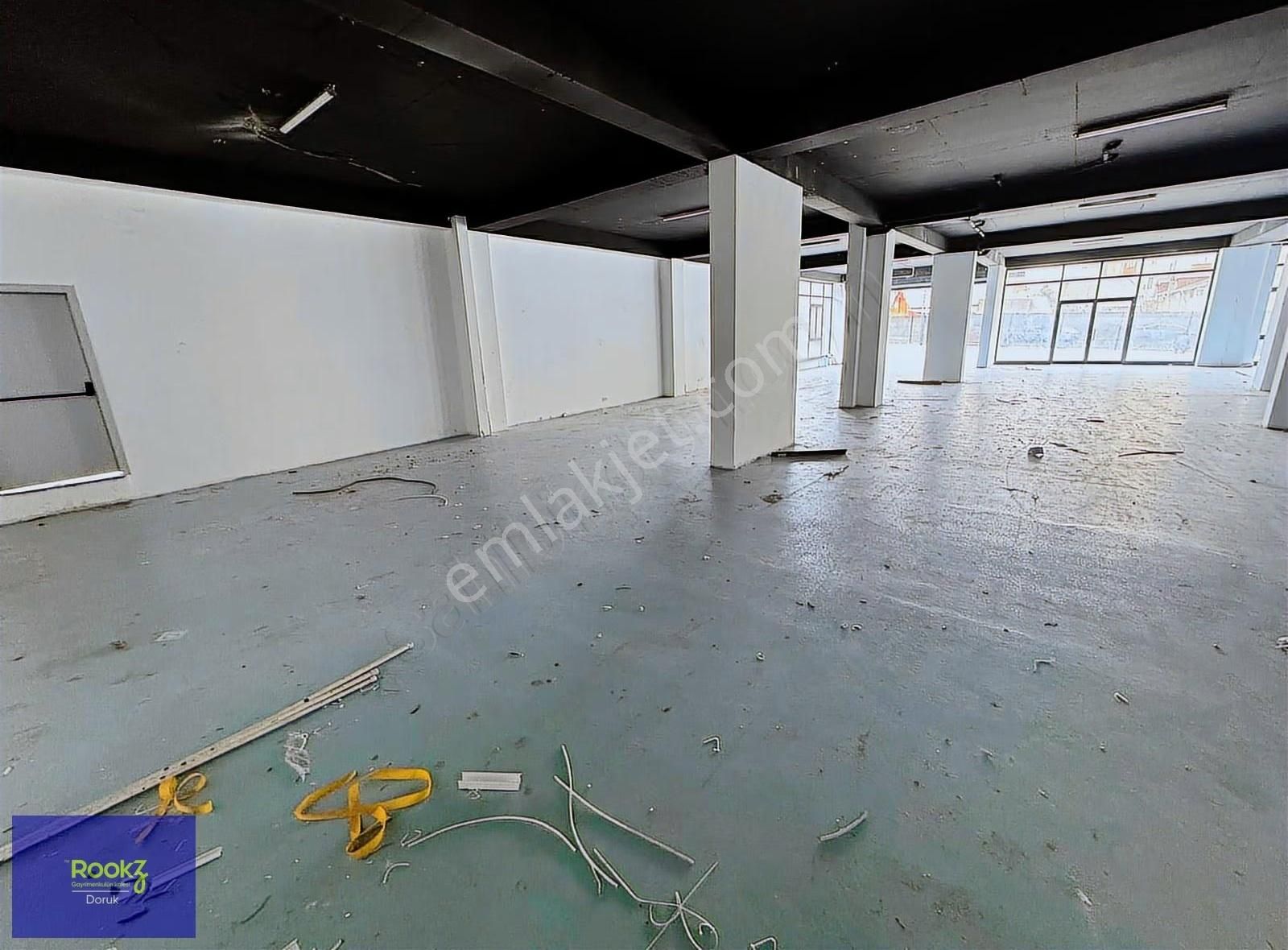 Pendik'te Geniş Metrekare Yüksek Tavan Hazır Altyapı Uygun Fiyat - Görsel 24
