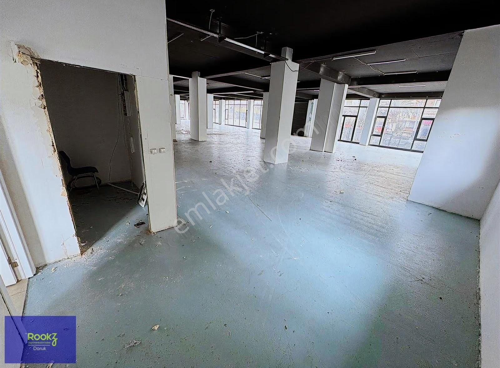Pendik'te Geniş Metrekare Yüksek Tavan Hazır Altyapı Uygun Fiyat - Görsel 27