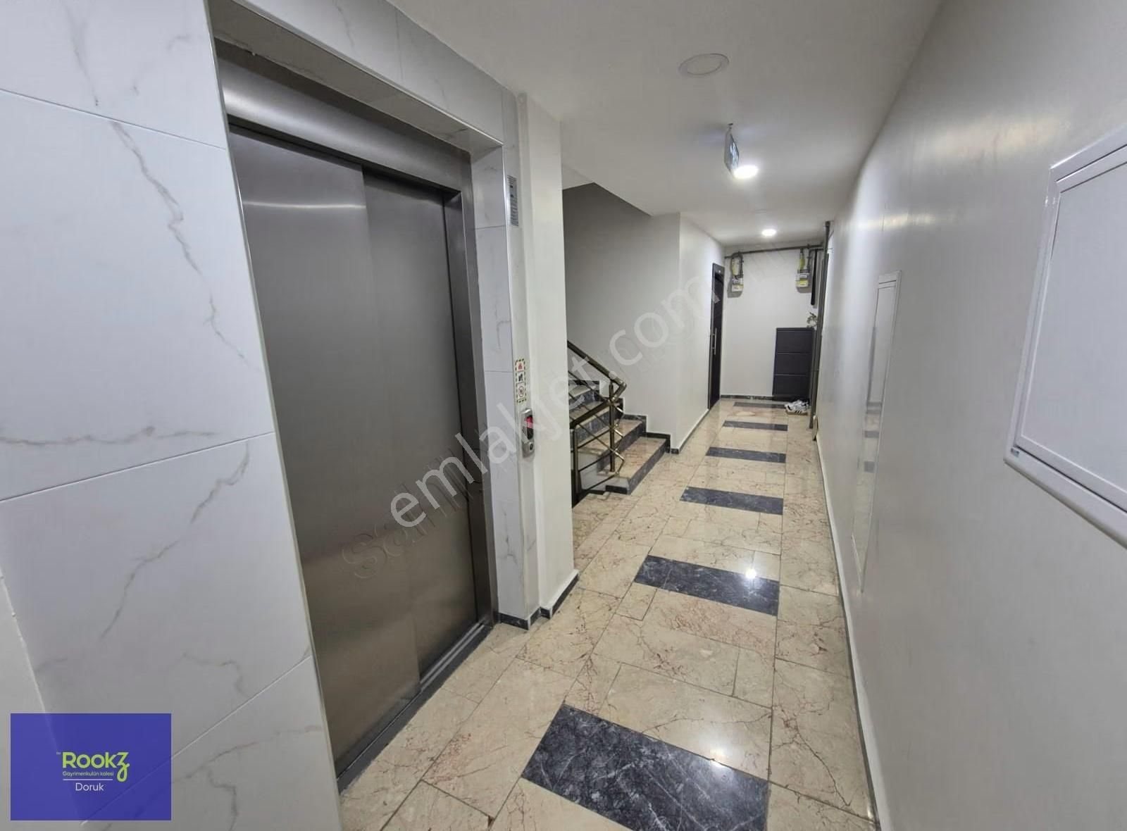 Pendik Bahçelievlerde Metro Yanı Şehir Ve Deniz Manzaralı 3+1 - Görsel 22