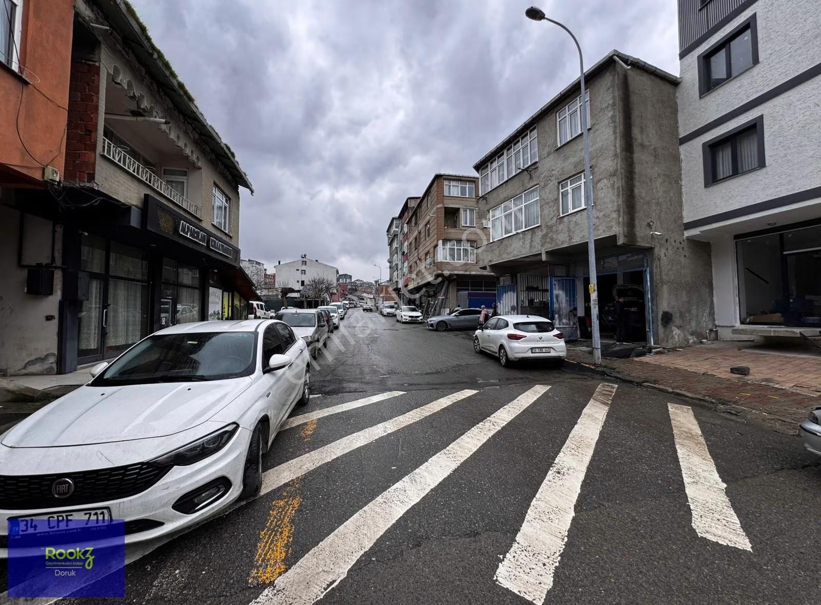 Orhangazi Merkezinde Otoparklı Ve Tabela Değeri Yüksek Dükkan!!! - Görsel 6