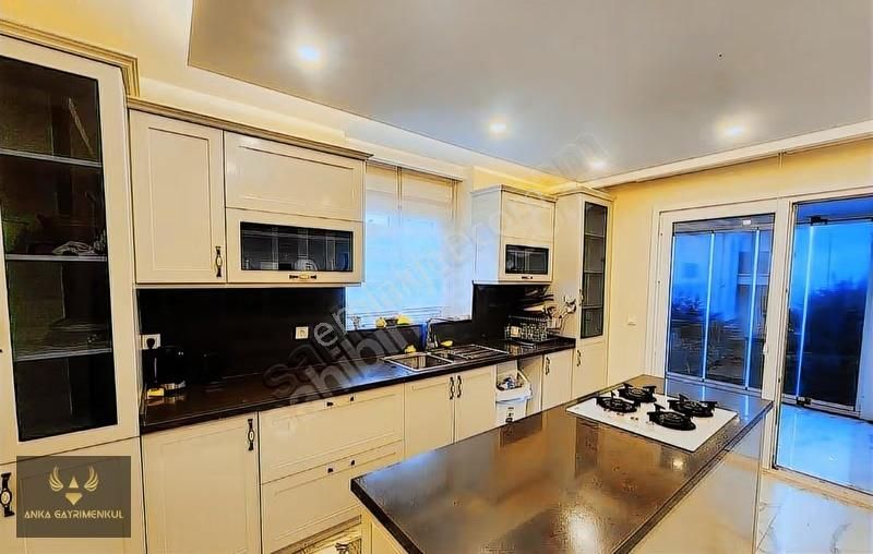 Sapanca Da Havuzlu Göl Manzaralı Sıfır Oturuma Hazır İskan Villa - Görsel 3