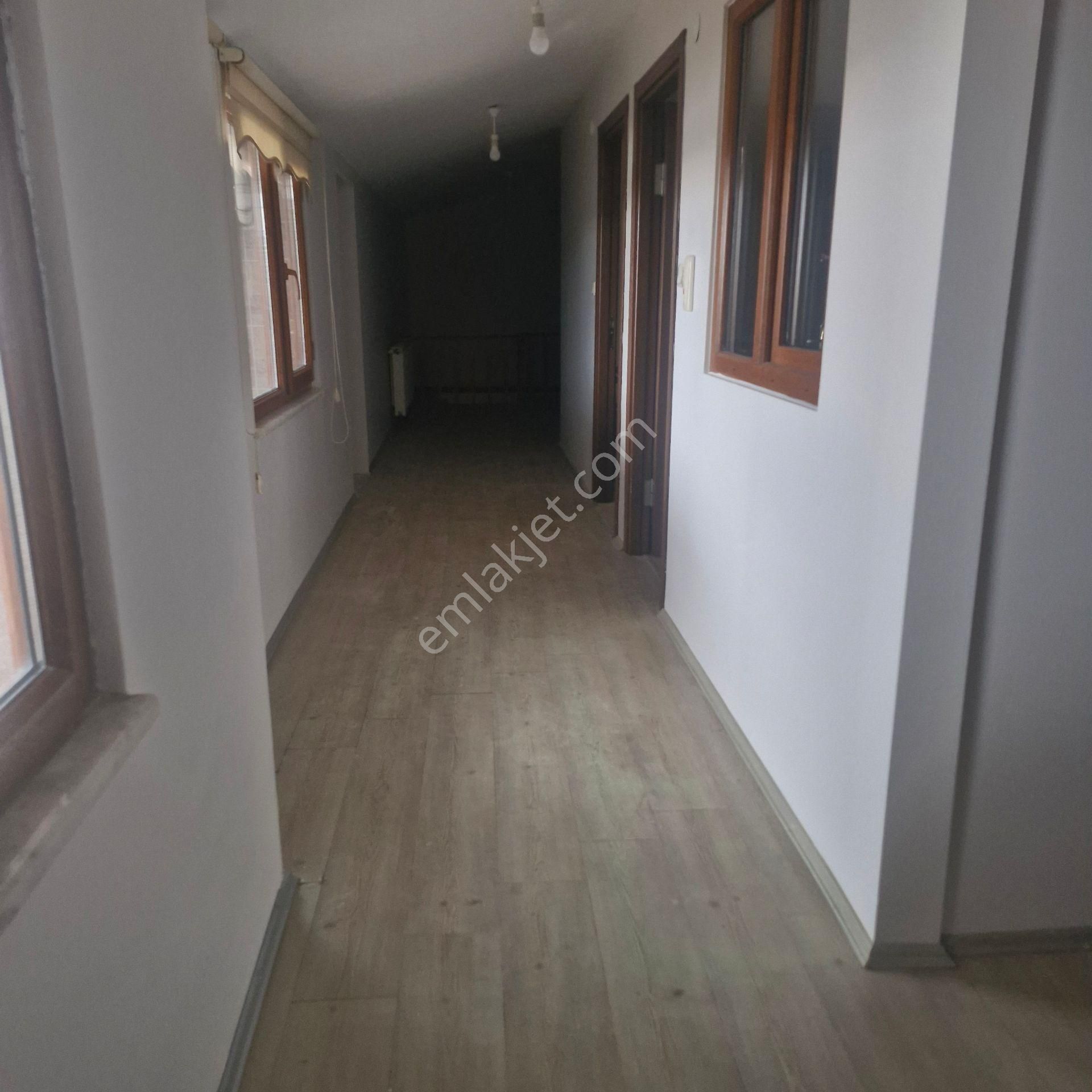 Akşen Emlaktan Fatih Çapa Mimar Kasımdayeni Binadan Dublex Daire - Görsel 33