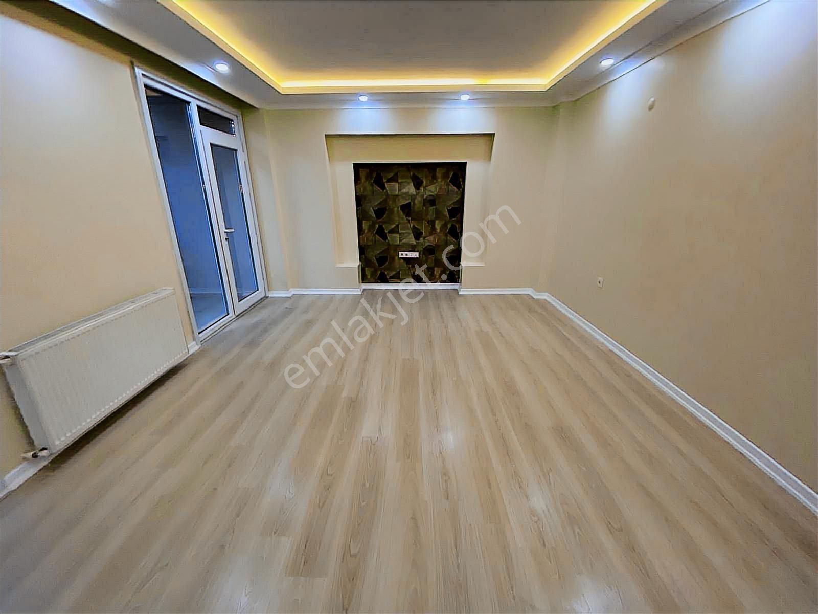 Beylıkdüzünde 2+1 100 M2 2 Kat Satılık - Görsel 2