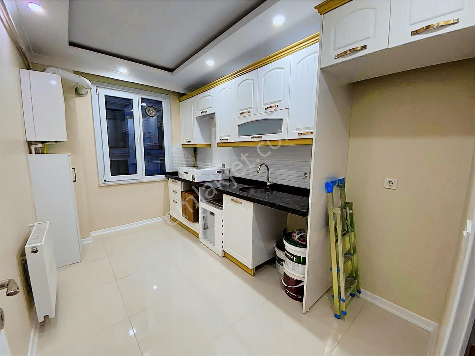 Beylıkdüzünde 2+1 100 M2 2 Kat Satılık - Görsel 4