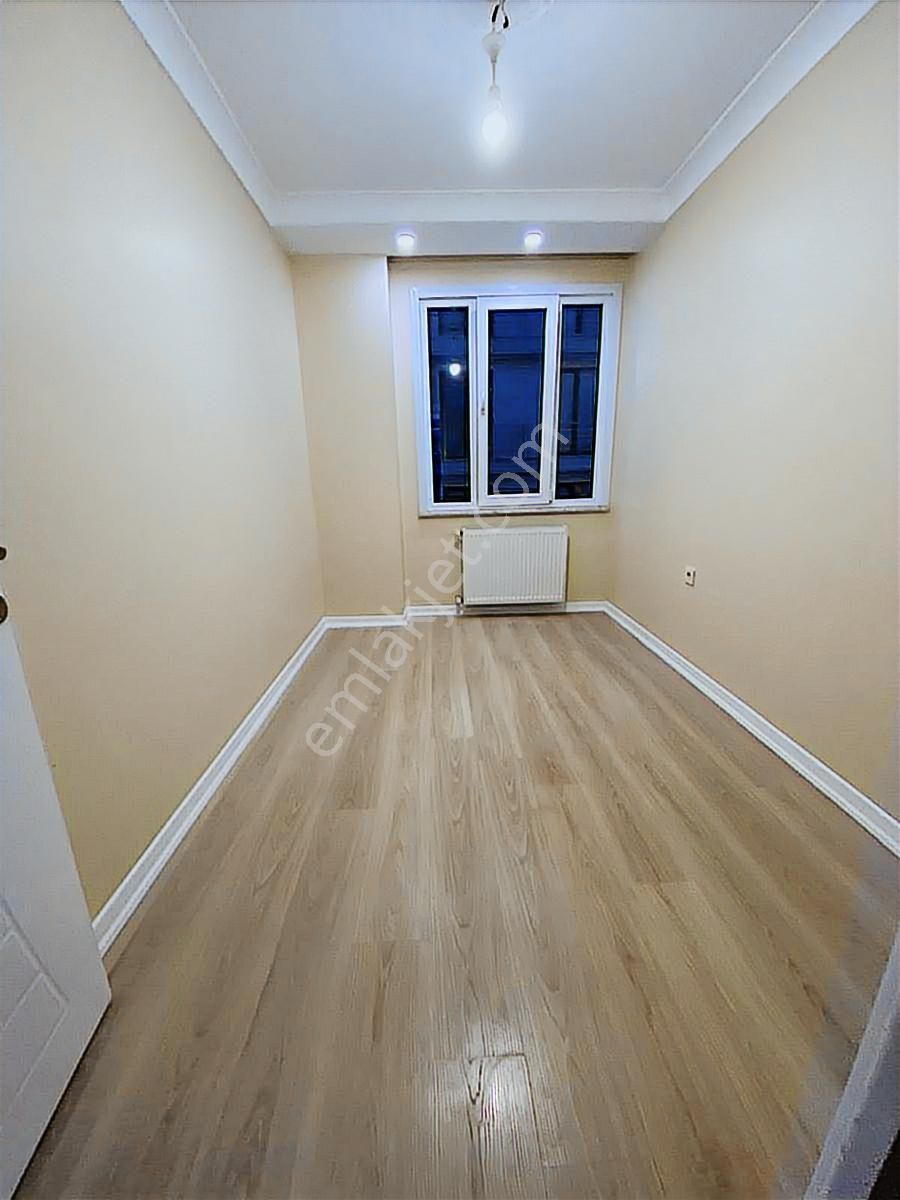 Beylıkdüzünde 2+1 100 M2 2 Kat Satılık - Görsel 5