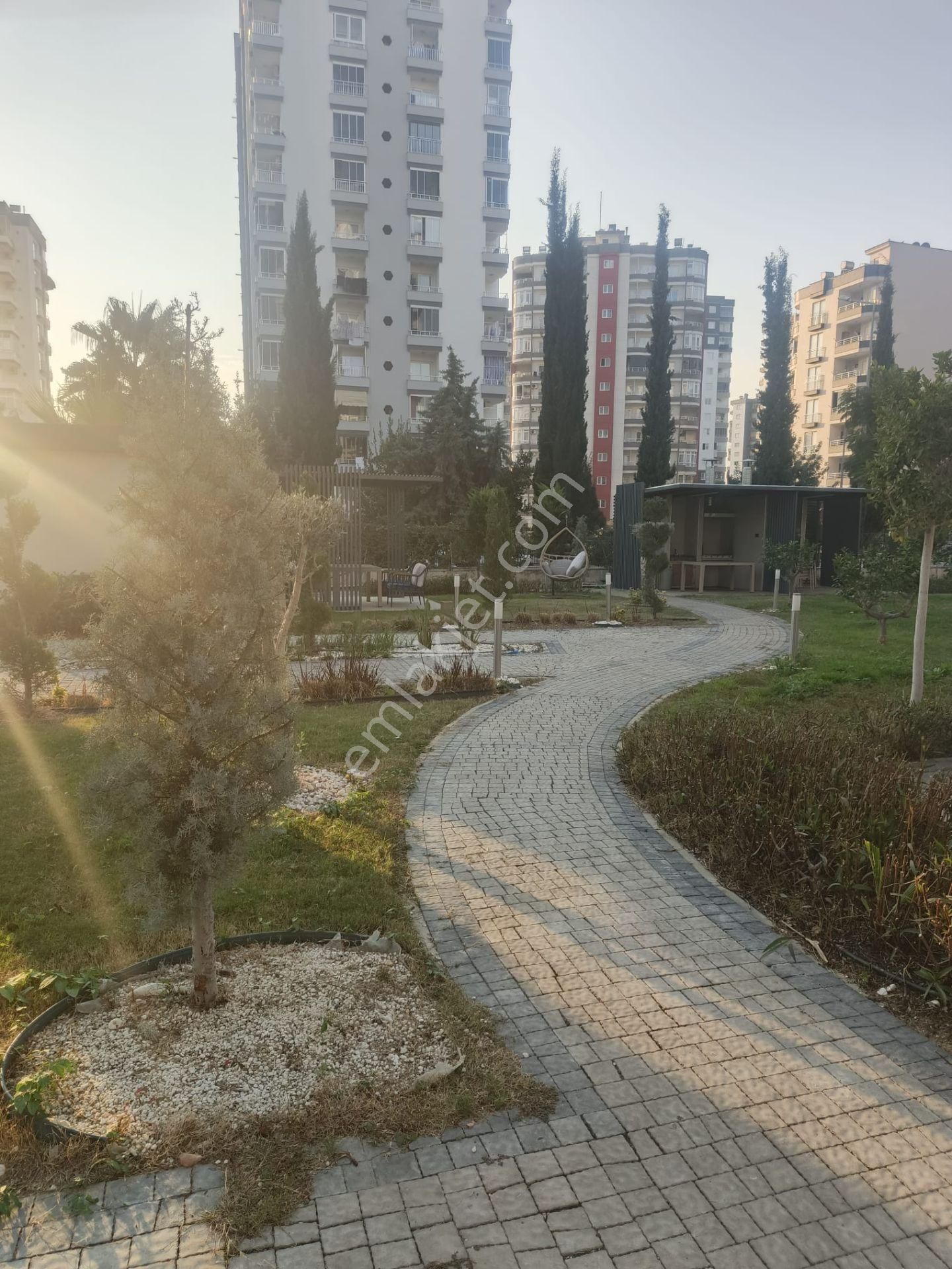 Üstünkent'ten Menteş'te Havuzlu Sitede Satılık 2+1 Eşyalı Daire - Görsel 19