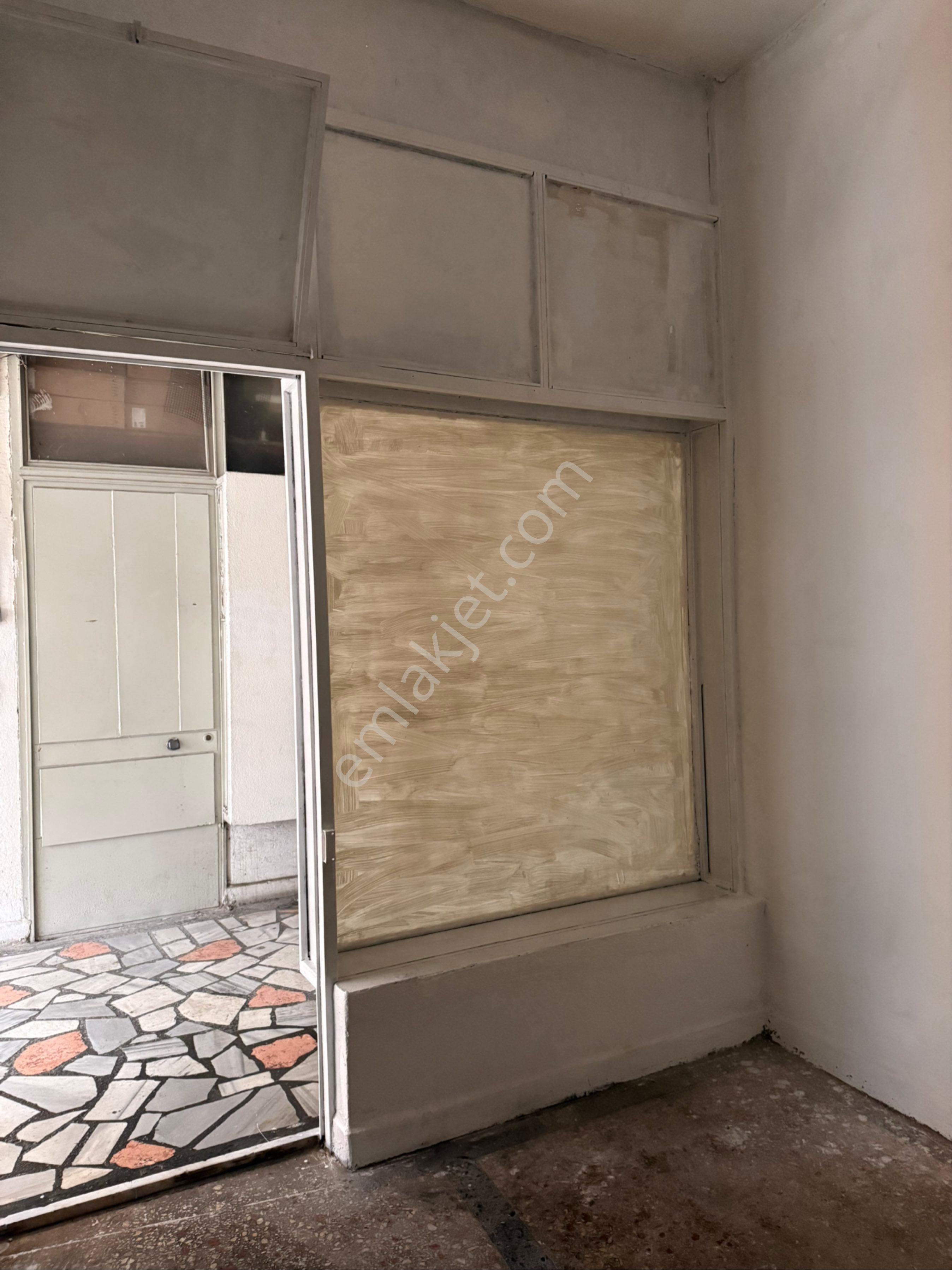 Satılık Cadde Üstü Dükkan - Görsel 6