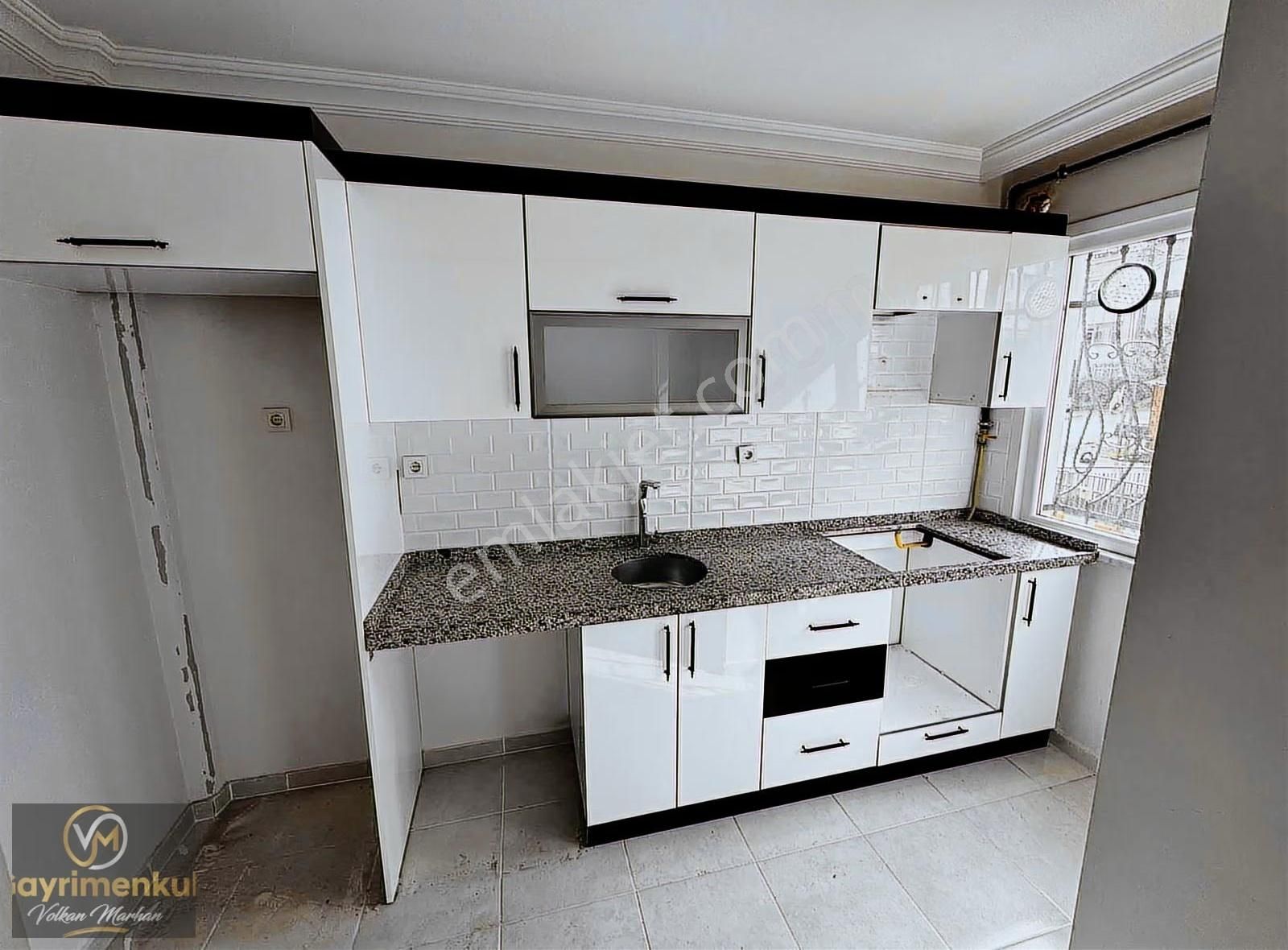 Pendik Güllübağlar Mh Kiralık 2+1 Daire