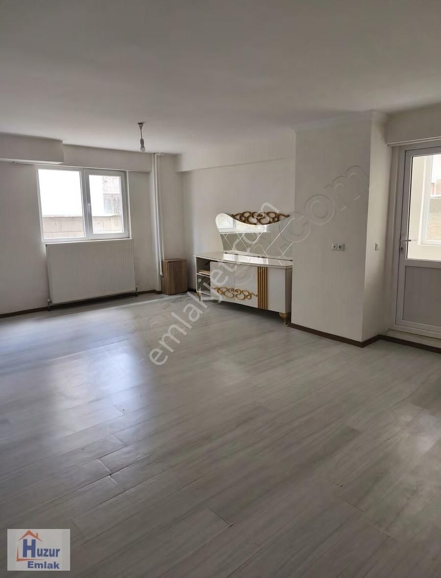 Güvenevler Mah. Ters Dubleks 4+1 Satılık Fırsat Daire - Görsel 8