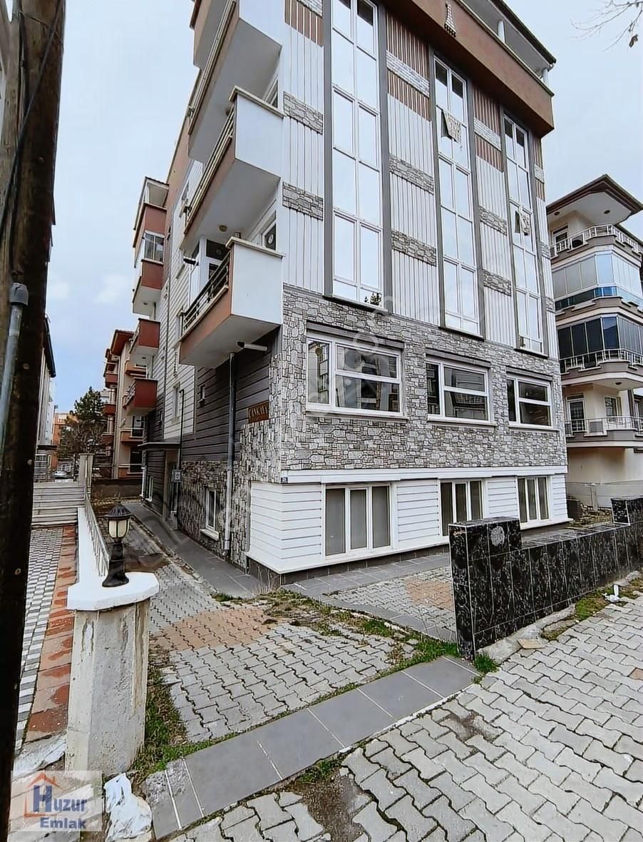 Güvenevler Mah. Ters Dubleks 4+1 Satılık Fırsat Daire - Görsel 5