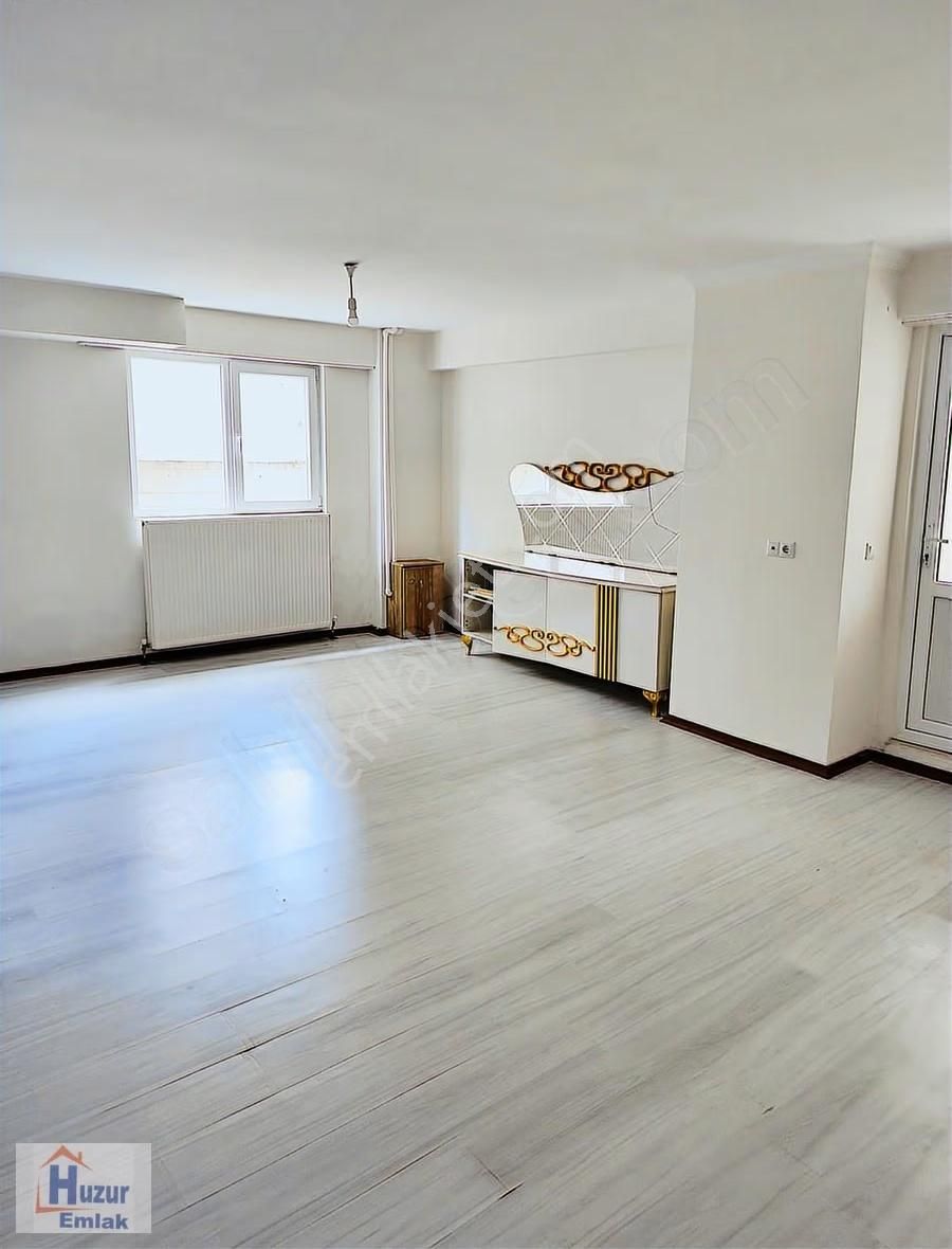 Güvenevler Mah. Ters Dubleks 4+1 Satılık Fırsat Daire - Görsel 29