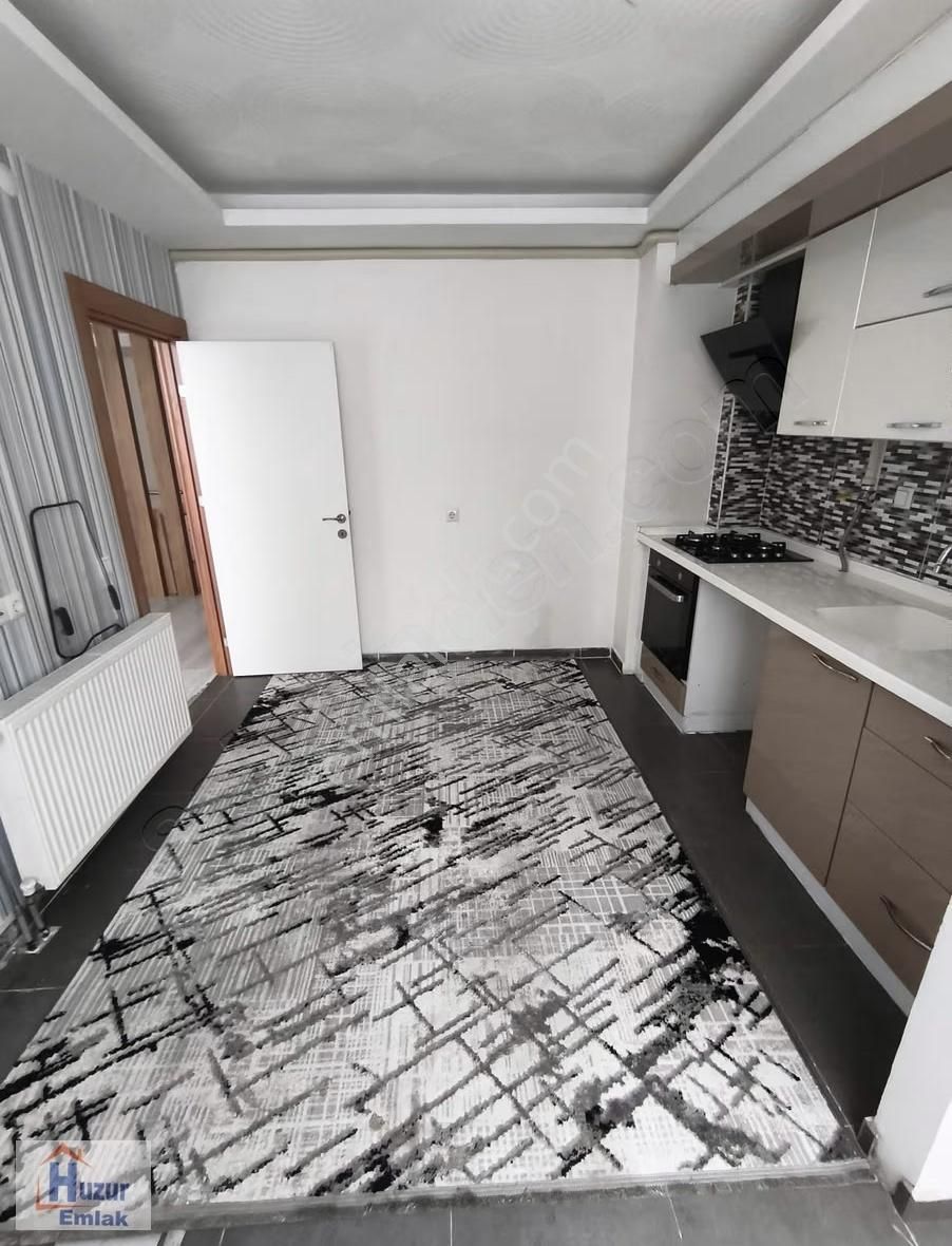 Güvenevler Mah. Ters Dubleks 4+1 Satılık Fırsat Daire - Görsel 28