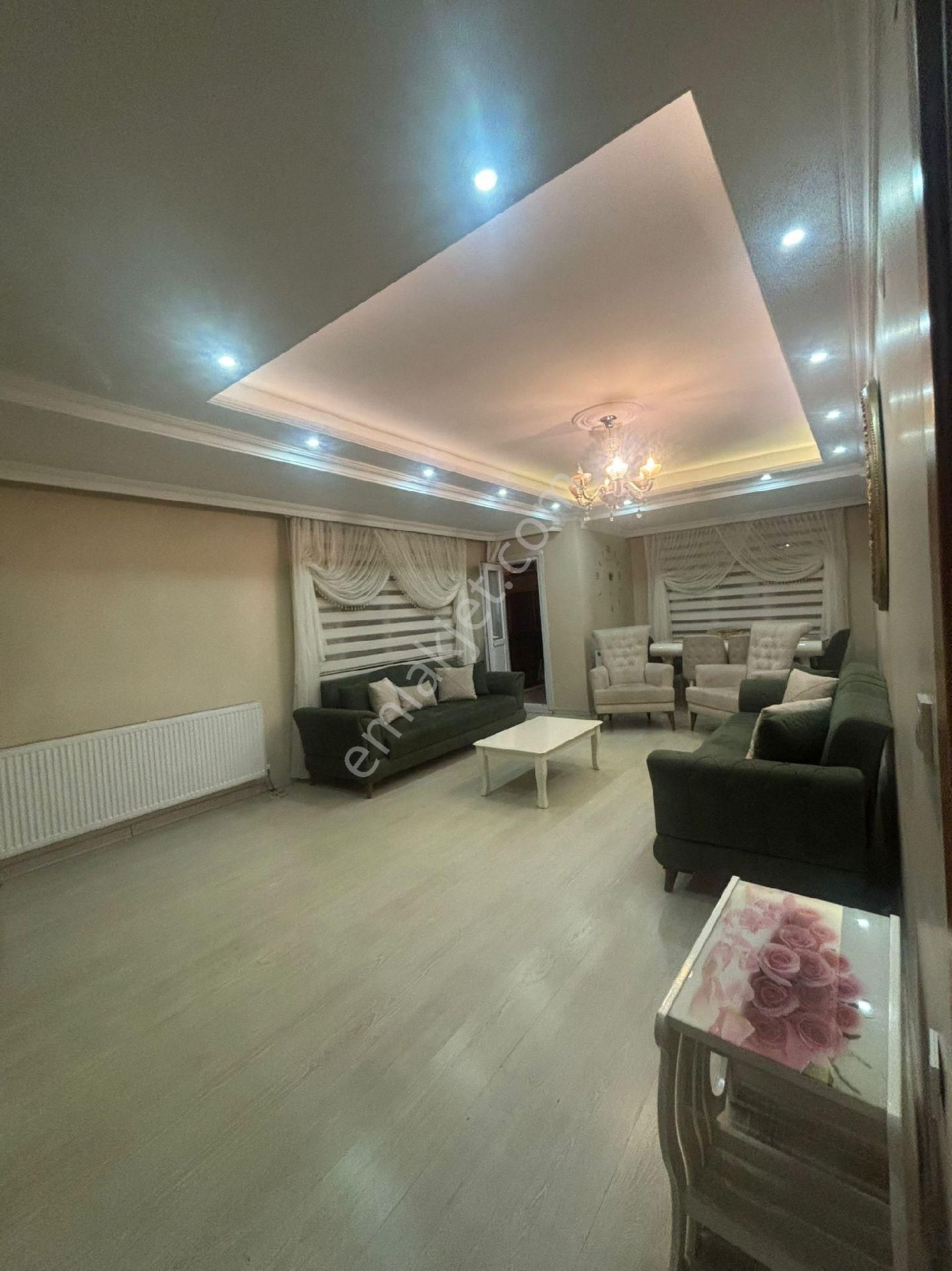 Güvercintepe Mahallesi Satılık Daire 2+1 125m2 Kat