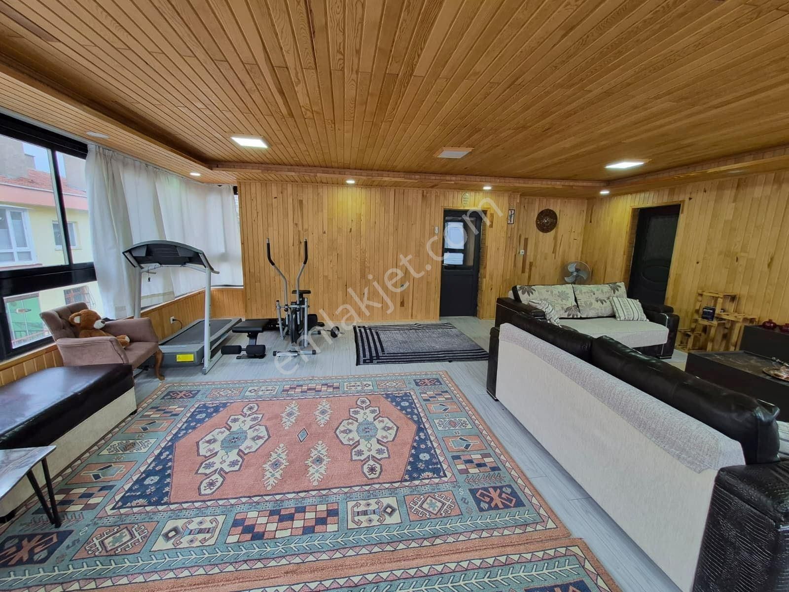 Kuşcağız Mah. Cadde Üzeri 4+1 + Kapalı Teras Dübleks - Görsel 3