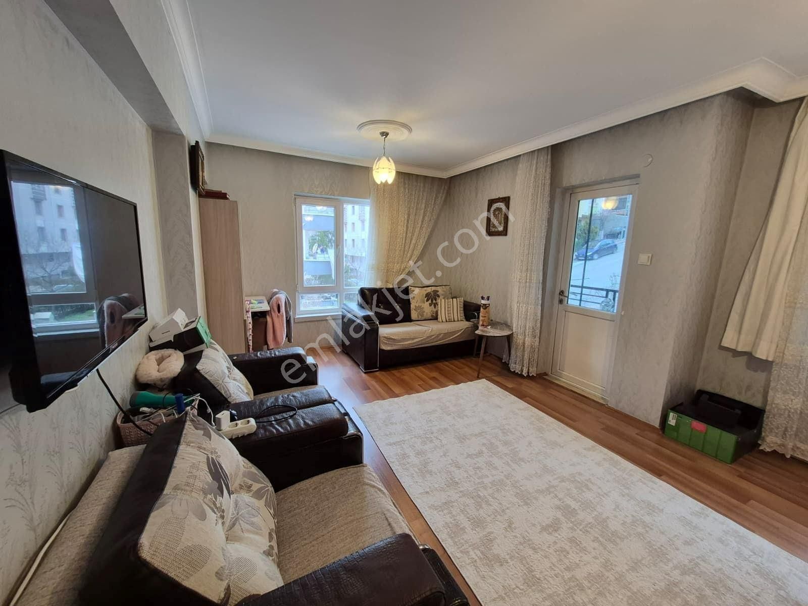 Kuşcağız Mah. Cadde Üzeri 4+1 + Kapalı Teras Dübleks - Görsel 15