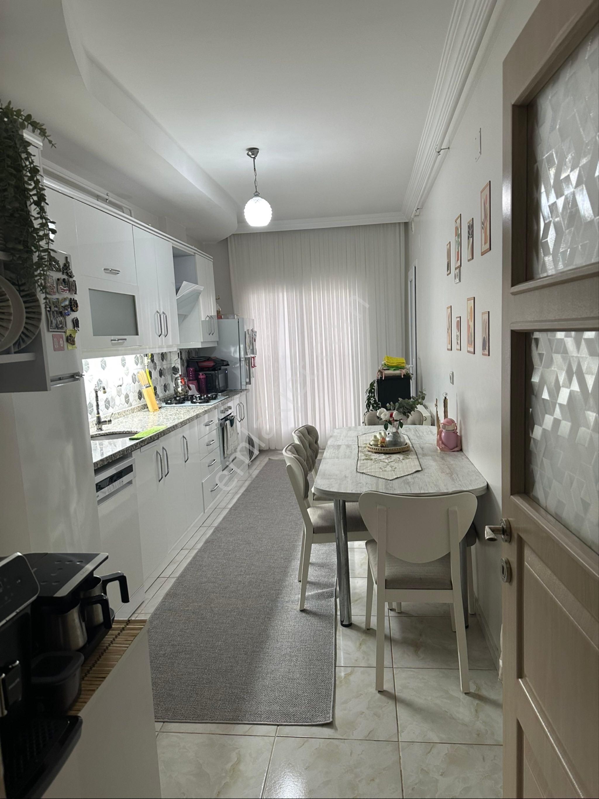 Merkezi Lokasyon Çamlıyol Arası Hasarsız Masrafsız Ev - Görsel 3