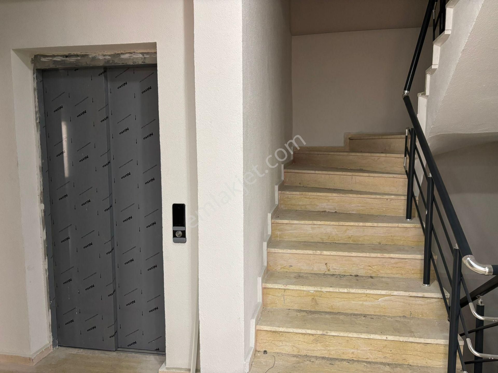 **eryıldız İnşaat'tan**hastane Bölgesinde İskanlı 65m2 Lüks 1+1* - Görsel 30