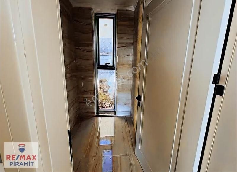 Deniz Manzaralı Isıtmalı Havuzlu Asansörlü Ultra Lüks Villa - Görsel 5