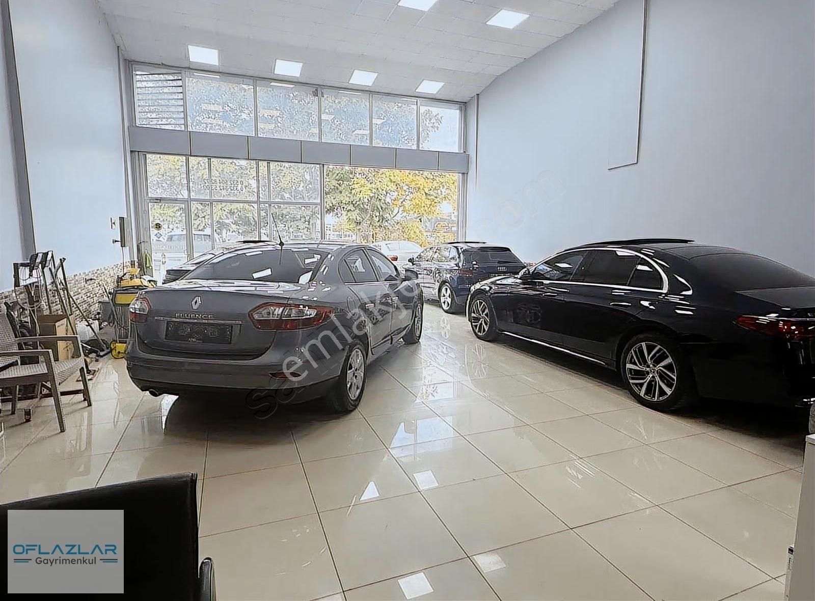 Galericiler Sitesi'nde Satılık 200m² Dükkan Yüksek Kira Getirili - Görsel 18