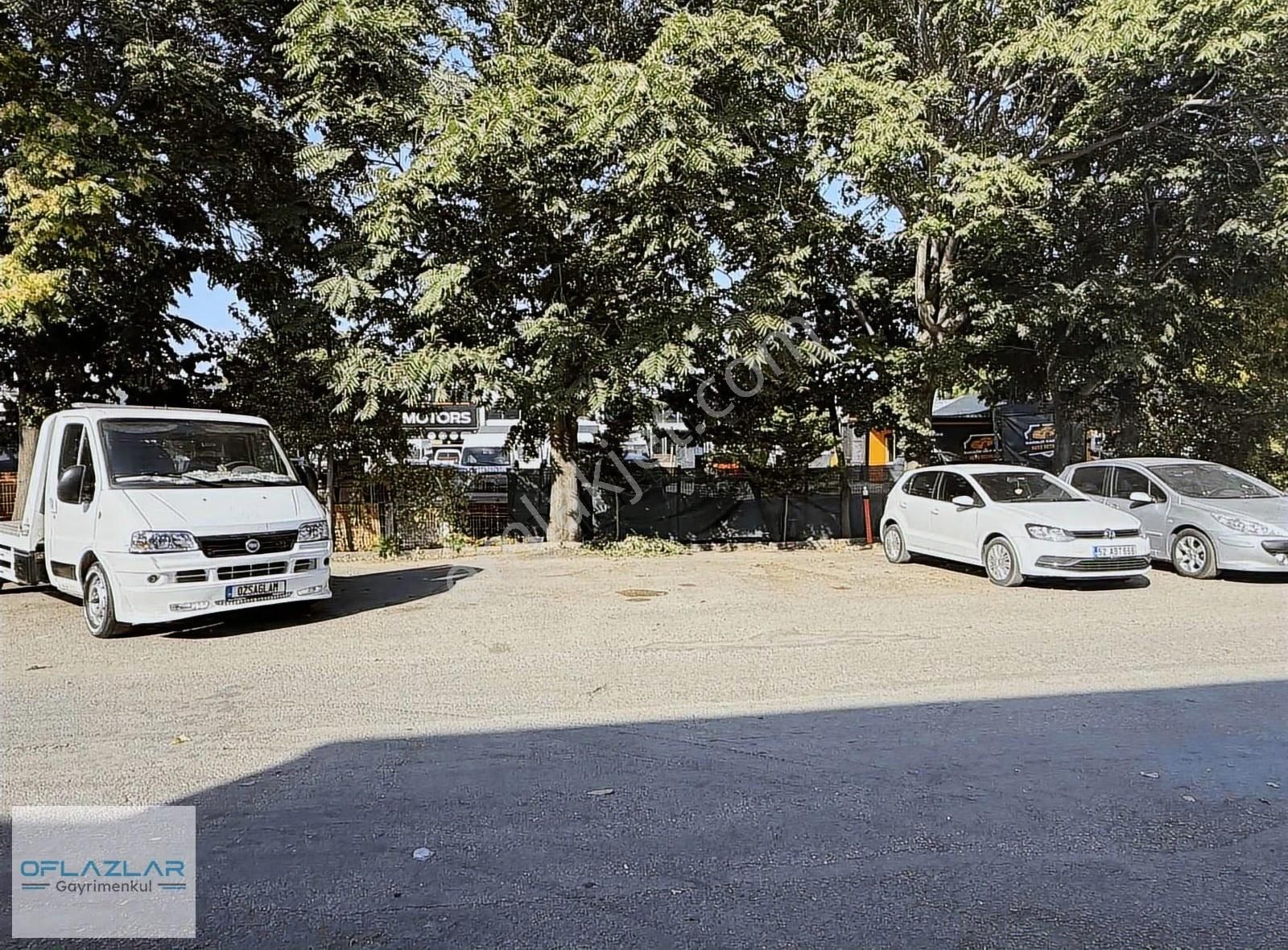 Galericiler Sitesi'nde Satılık 200m² Dükkan Yüksek Kira Getirili - Görsel 8