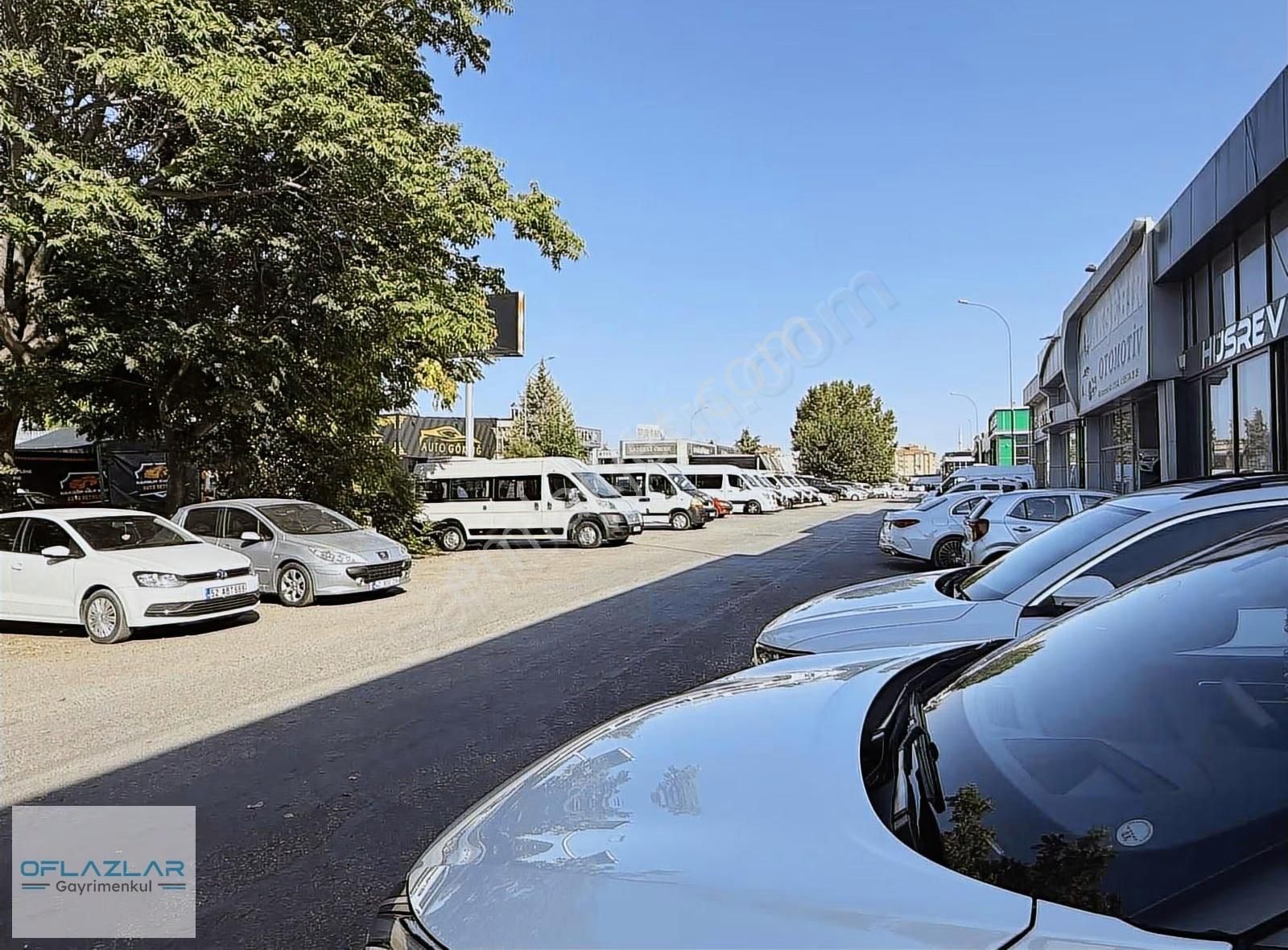 Galericiler Sitesi'nde Satılık 200m² Dükkan Yüksek Kira Getirili - Görsel 10