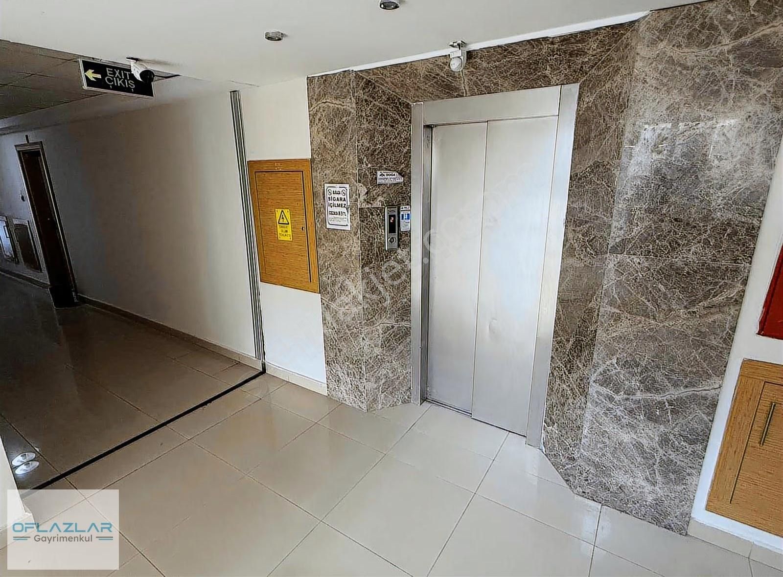 Stüdyo Palace'de Kiralık Eşyalı 2+1 Bakımlı Daire - Görsel 8