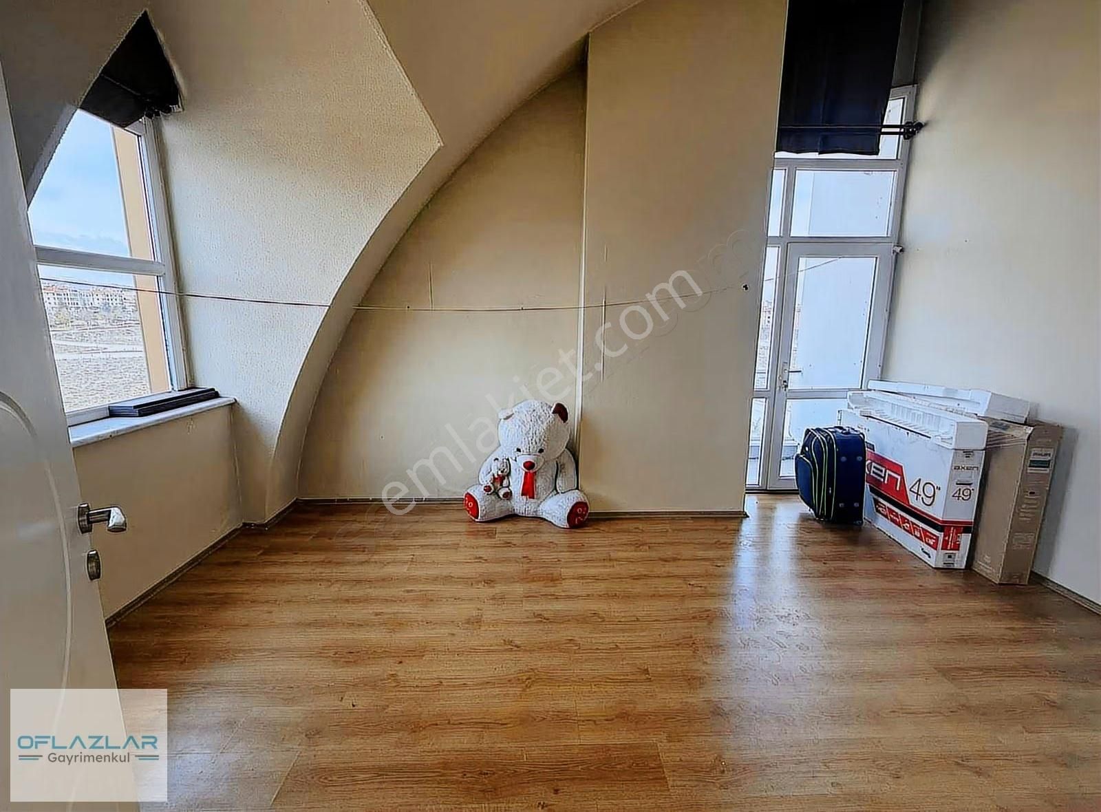 Stüdyo Palace'de Kiralık Eşyalı 2+1 Bakımlı Daire - Görsel 34