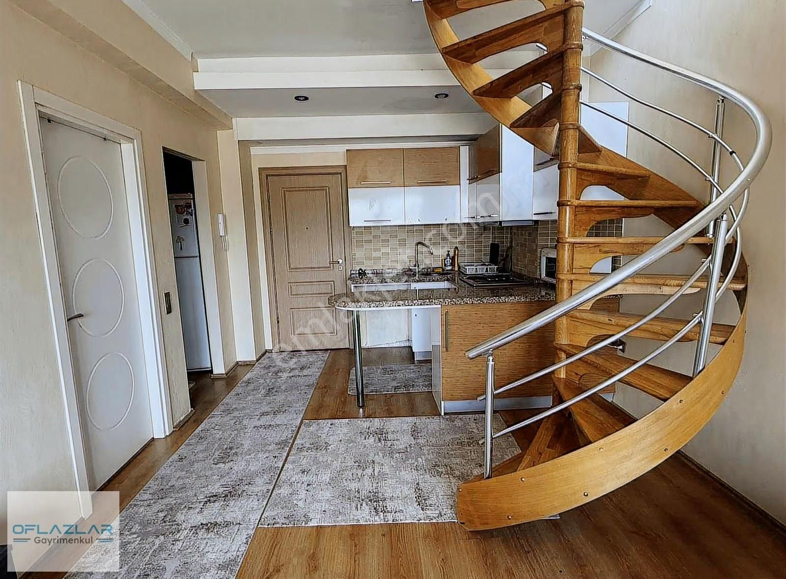 Stüdyo Palace'de Kiralık Eşyalı 2+1 Bakımlı Daire - Görsel 26