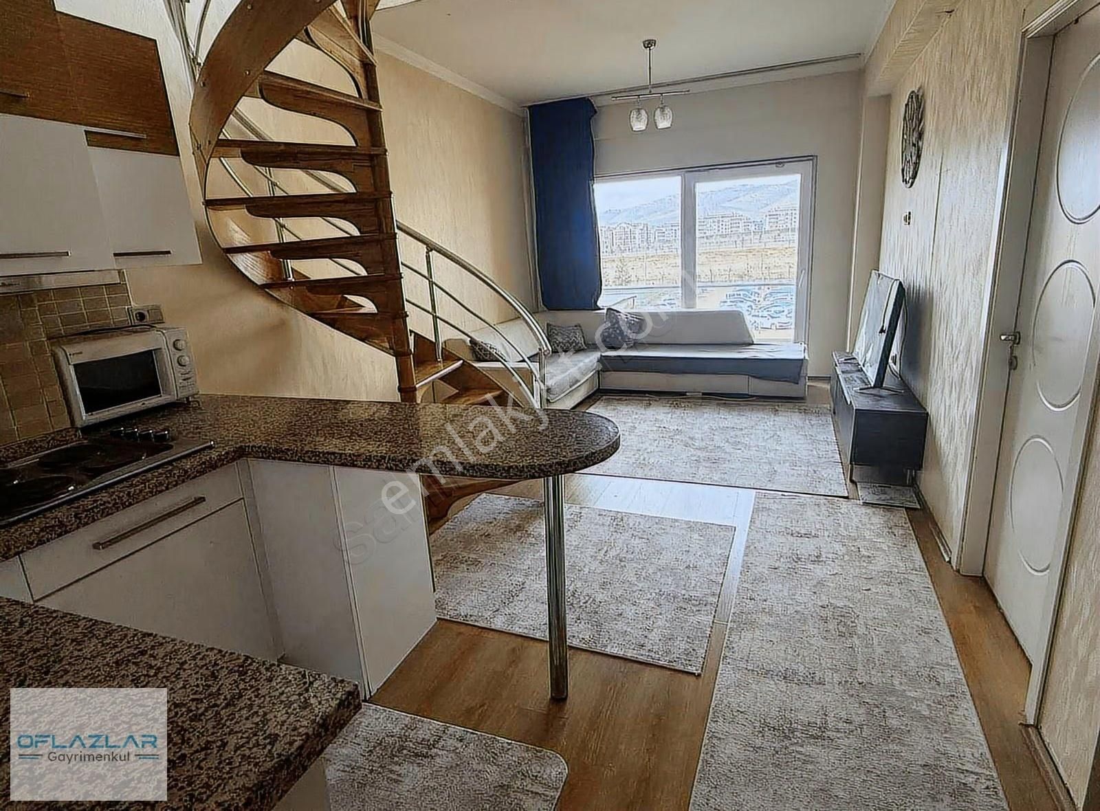 Stüdyo Palace'de Kiralık Eşyalı 2+1 Bakımlı Daire - Görsel 18