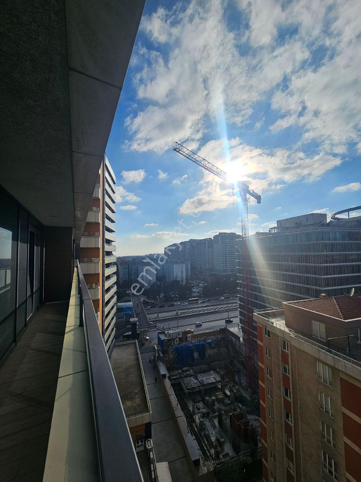 Metrobüsün Dibinde Satılık Rezidans - Görsel 28