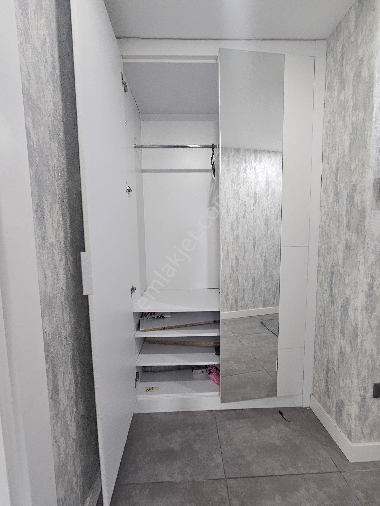 Metrobüsün Dibinde Satılık Rezidans - Görsel 18