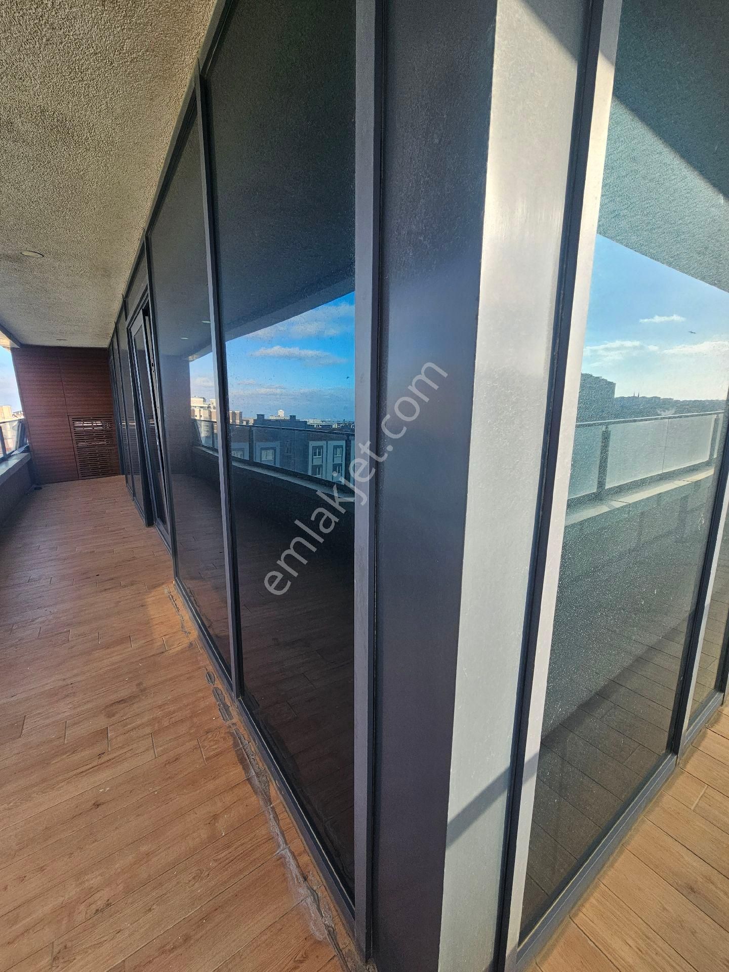 Metrobüsün Dibinde Satılık Rezidans - Görsel 29