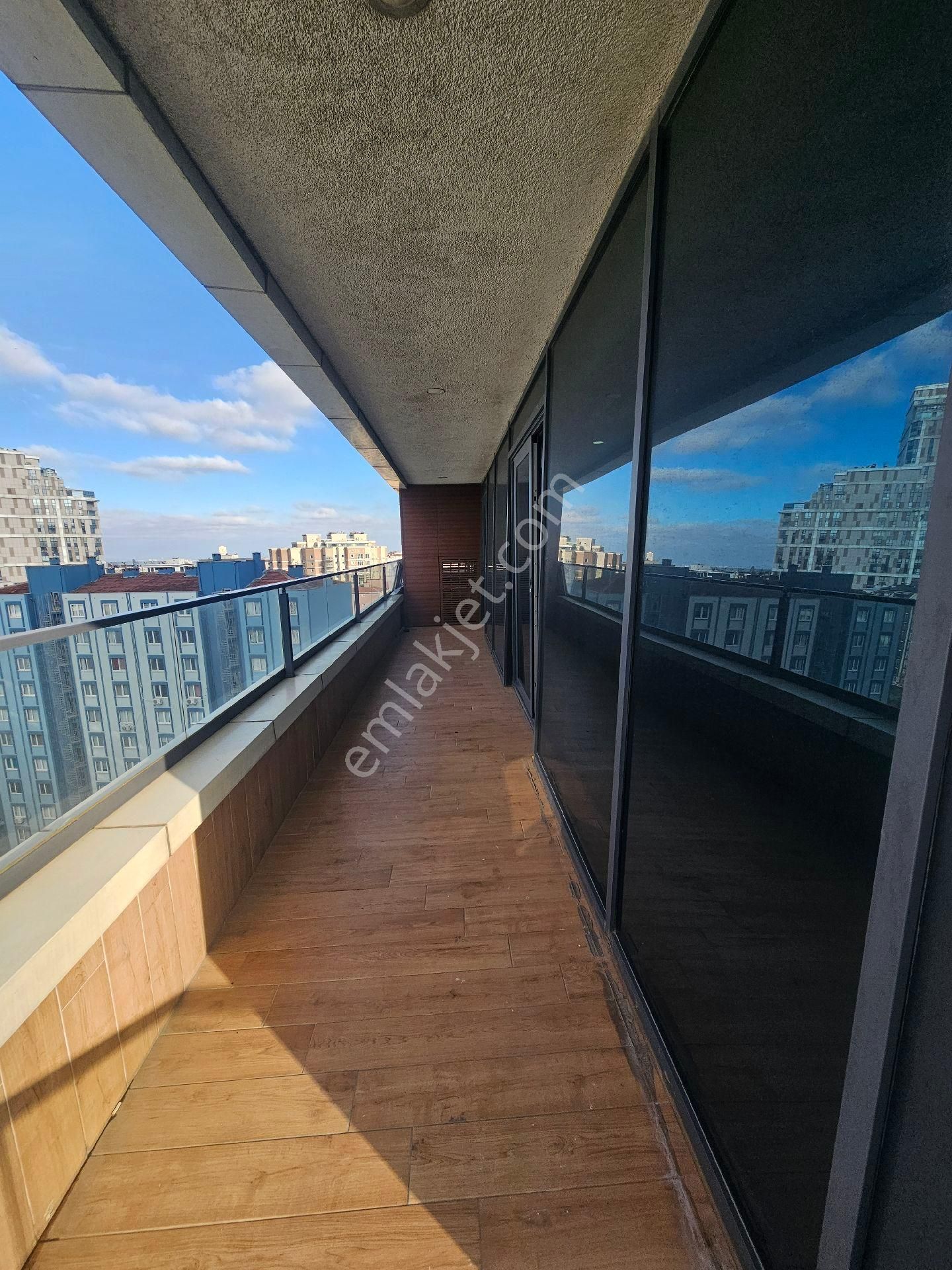 Metrobüsün Dibinde Satılık Rezidans - Görsel 30