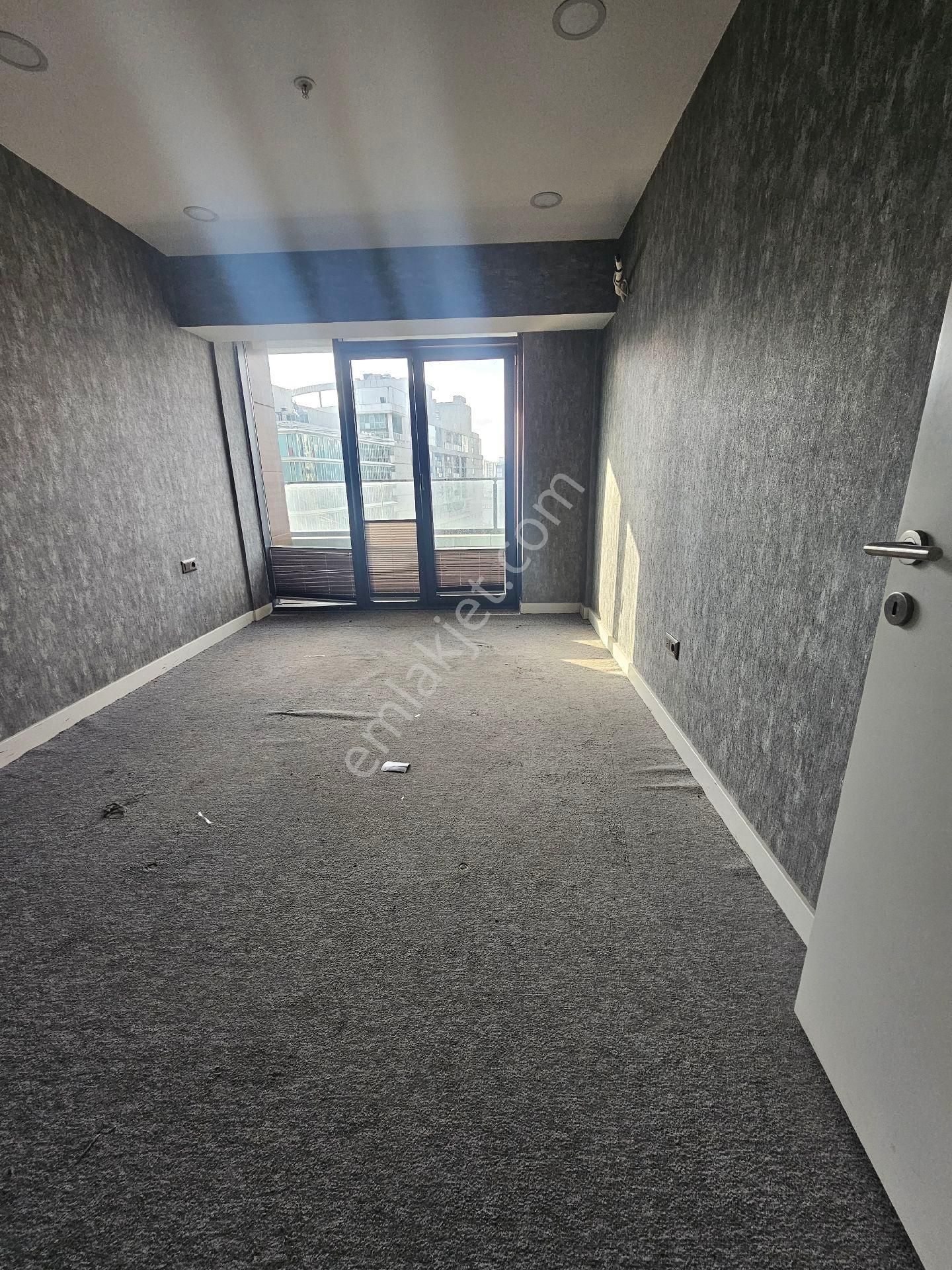 Metrobüsün Dibinde Satılık Rezidans - Görsel 6