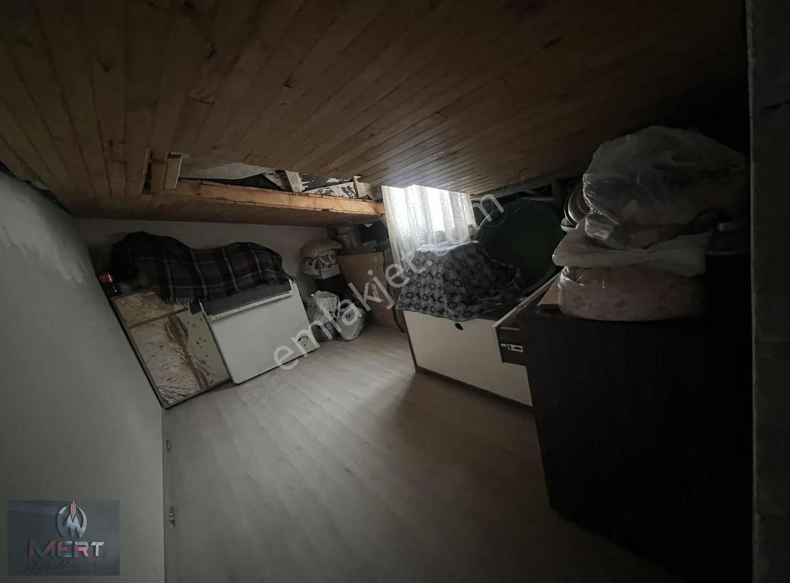 Sancaktepe Yenidoğanda 160m² Ferah 3+1 Üst Dubleks İskanlı - Görsel 7